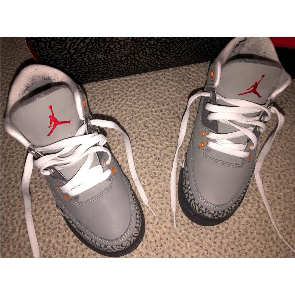 🔥AIR JORDAN III RETRO ‘COOL GREY’🔥 - Picture 5 of 10